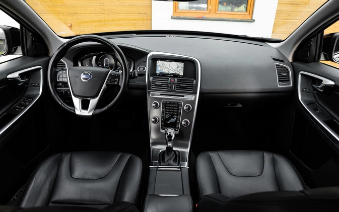 Volvo XC 60 cena 79800 przebieg: 198000, rok produkcji 2016 z Warszawa małe 781